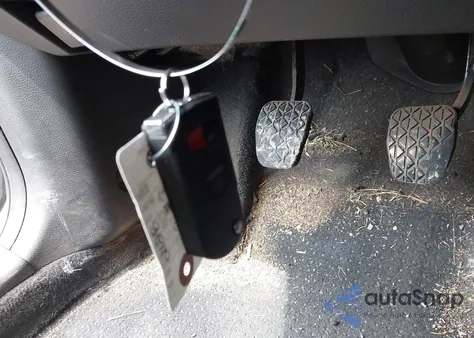 2010 Mazda Mazda3 I Touring из США, поврежденный, VIN JM1BL1SF1A1222100